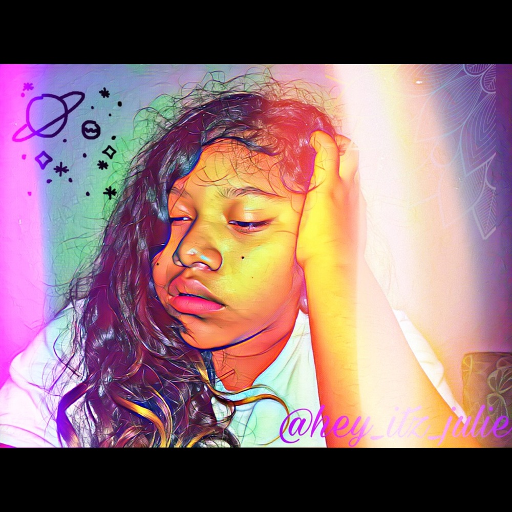 Meet your Posher, Julissa